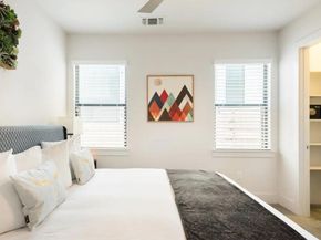 1103 E 12th ST, Austin TX 78702