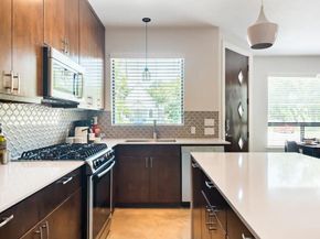 1103 E 12th ST, Austin TX 78702