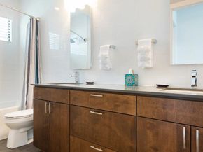 1103 E 12th ST, Austin TX 78702