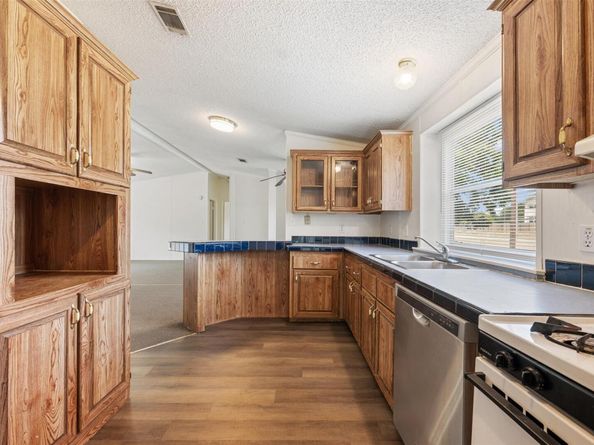635 W Dittmar RD, Austin TX 78745
