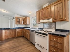 635 W Dittmar RD, Austin TX 78745