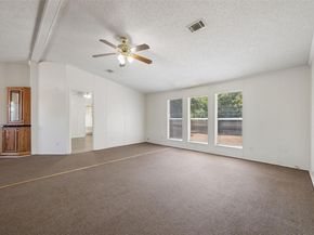 635 W Dittmar RD, Austin TX 78745