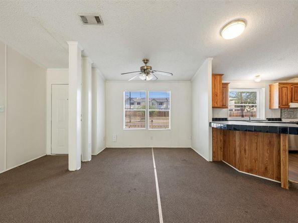 635 W Dittmar RD, Austin TX 78745