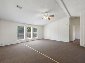 635 W Dittmar RD, Austin TX 78745