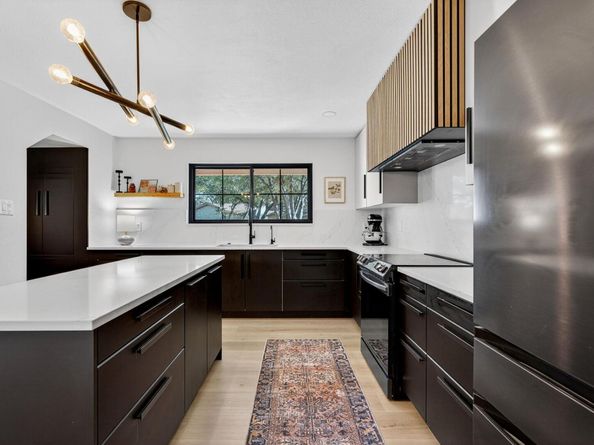 8908 Bubbling Springs TRL, Austin TX 78729