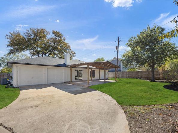 12814 Poquoson DR, Austin TX 78727