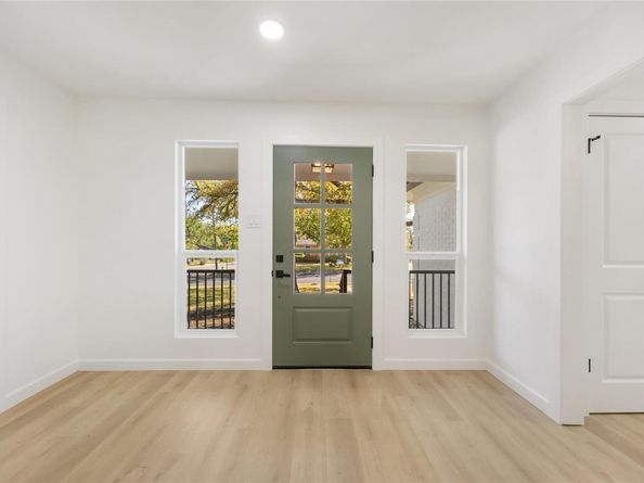 12814 Poquoson DR, Austin TX 78727