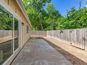 2106 Ponciana LOOP, Austin TX 78744