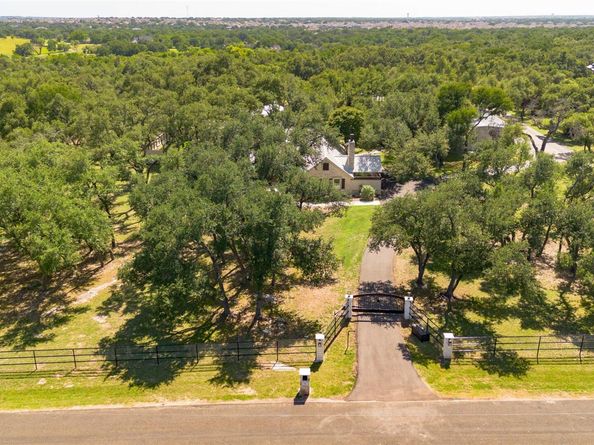 110 Lost River RD, Georgetown TX 78628