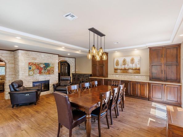 110 Lost River RD, Georgetown TX 78628