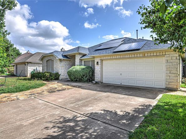 1900 Rutherford DR, Leander TX 78641