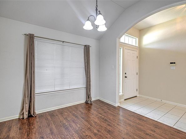1900 Rutherford DR, Leander TX 78641