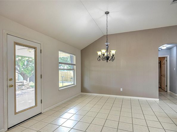 1900 Rutherford DR, Leander TX 78641