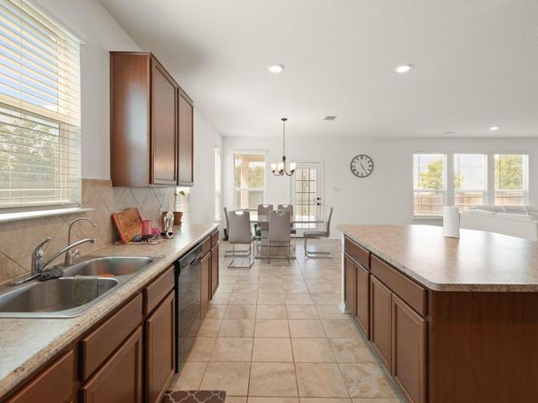 538 Thunder Valley TRL, Georgetown TX 78626