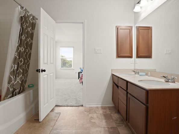 538 Thunder Valley TRL, Georgetown TX 78626