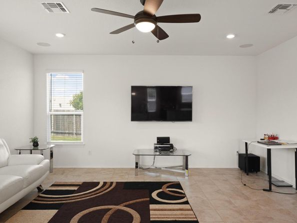 538 Thunder Valley TRL, Georgetown TX 78626