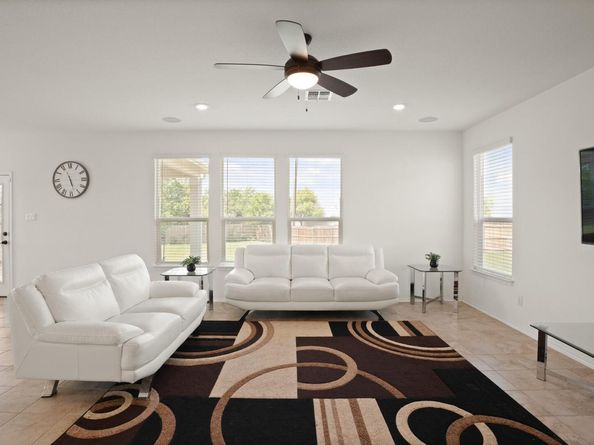538 Thunder Valley TRL, Georgetown TX 78626