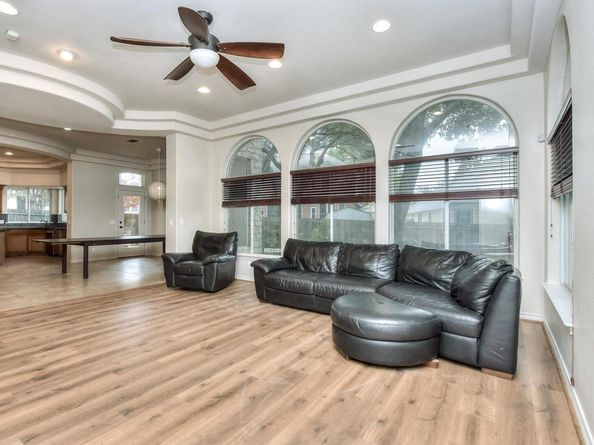 9807 Nepal CV, Austin TX 78717