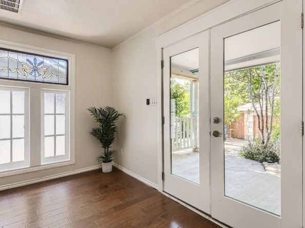1202 Loma DR, Austin TX 78741
