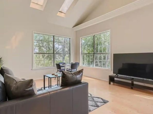 1202 Loma DR, Austin TX 78741