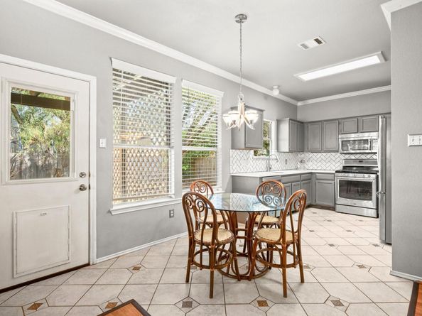 7408 Peabody DR, Austin TX 78729