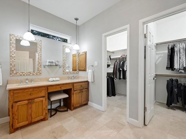 8402 La Tosca DR, Austin TX 78737
