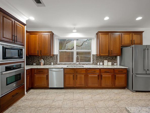 1606 Buttercup Creek BLVD, Cedar Park TX 78613