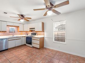 204 La Vista ST, Austin TX 78704