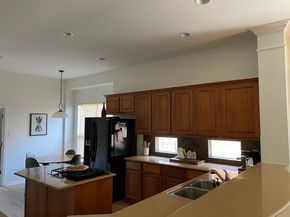 12409 Central Park Dr, Austin TX 78732