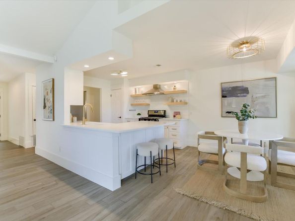 11904 Oakbrook DR, Austin TX 78753