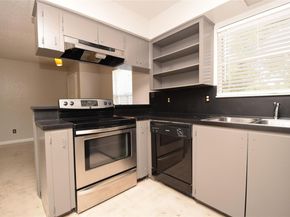 3313 S Oak DR, Austin TX 78704