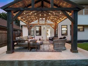 9313 Notches DR, Austin TX 78748