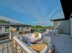 2800 Del Curto RD 9, Austin TX 78704