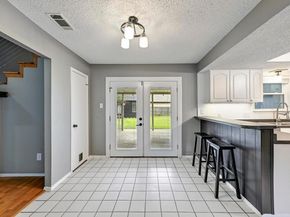 1406 Oakridge DR, Round Rock TX 78681