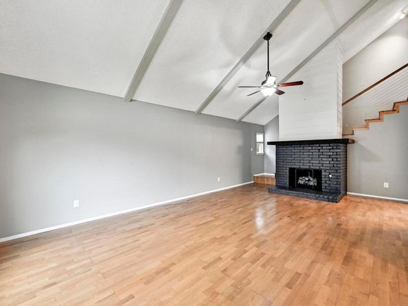 1406 Oakridge DR, Round Rock TX 78681