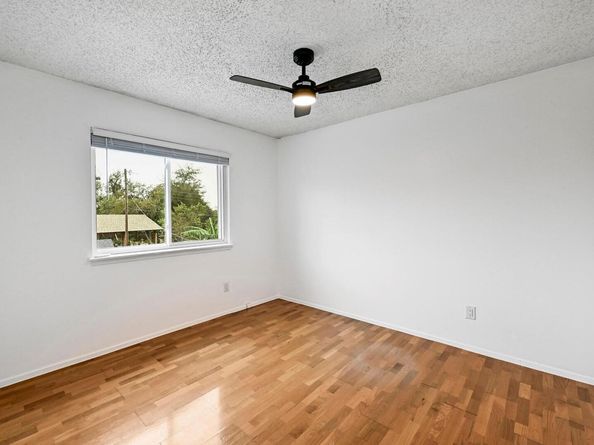 1406 Oakridge DR, Round Rock TX 78681