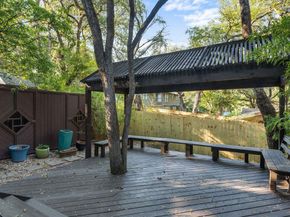 2308 W 9TH St B, Austin TX 78703