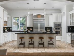 2308 W 9TH St B, Austin TX 78703