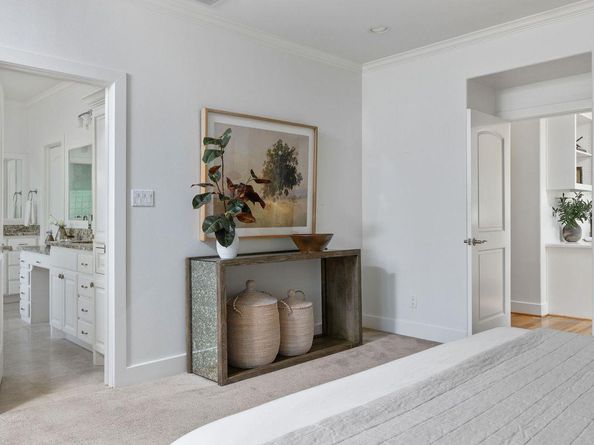 2308 W 9TH St B, Austin TX 78703