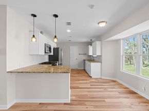 2312 Rogge LN, Austin TX 78723