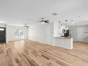 2312 Rogge LN, Austin TX 78723