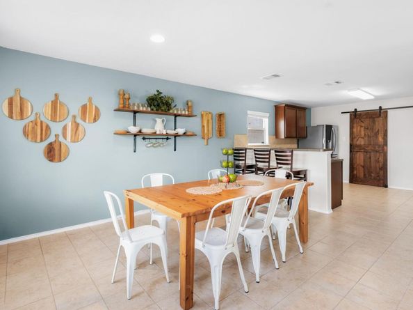 6735 Plains Crest DR, Del Valle TX 78617