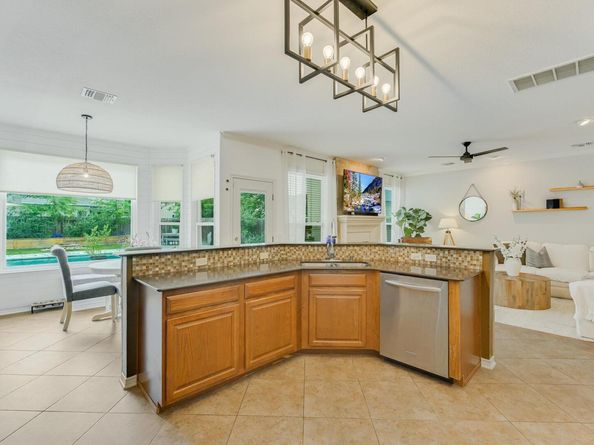 803 Crocus DR, Cedar Park TX 78613