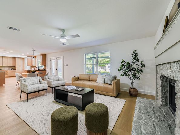 7409 Whistlestop DR, Austin TX 78749