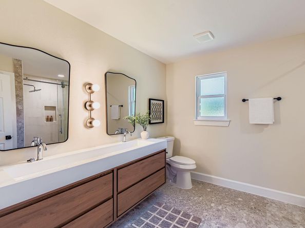 7409 Whistlestop DR, Austin TX 78749