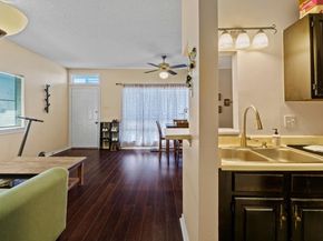 915 W 22nd 1/2 ST 202, Austin TX 78705