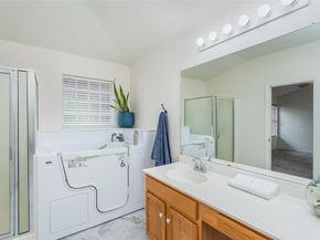 3219 Arroyo Bluff LN, Round Rock TX 78681