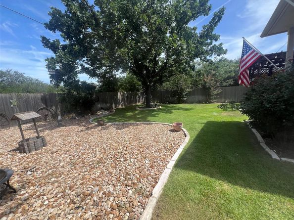 3219 Arroyo Bluff LN, Round Rock TX 78681