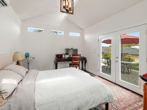 1500 Ridgecrest DR, Austin TX 78746