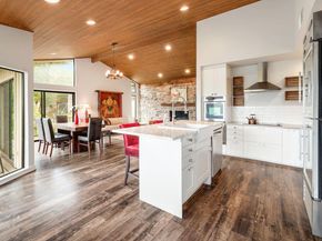 1500 Ridgecrest DR, Austin TX 78746